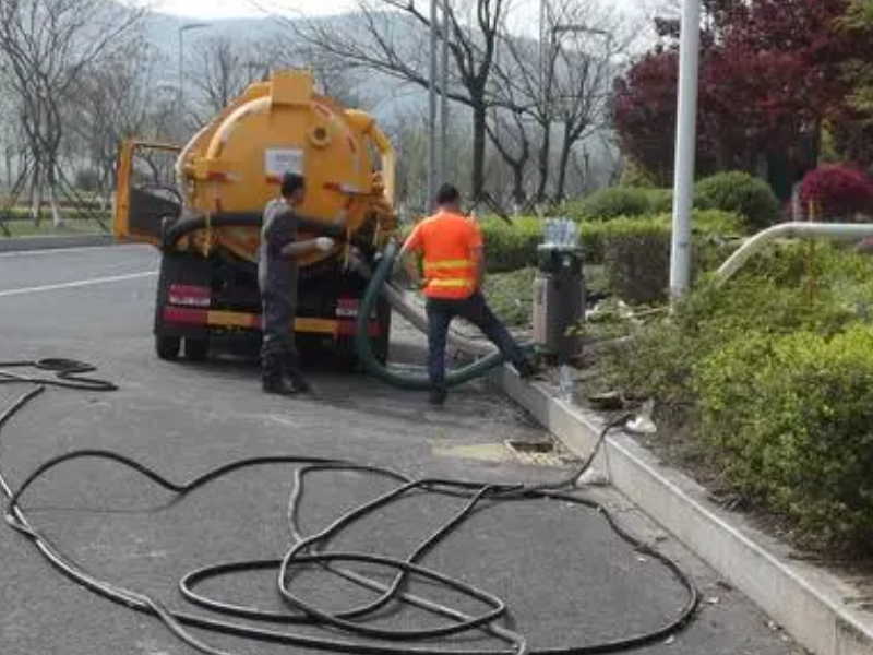 南宁专业疏通下水道、地漏、马桶，清理化粪池