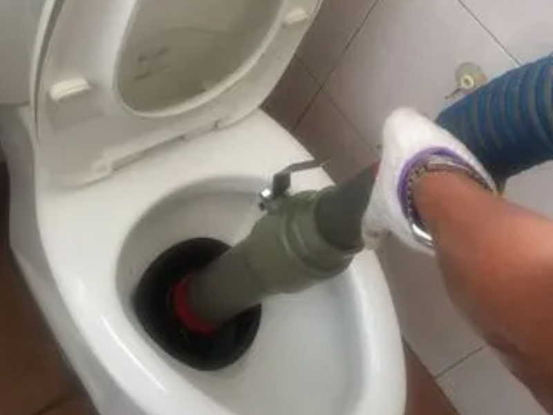 南宁超低价疏通厕所化粪池﹢专车吸污﹢管道清洗﹢清淤