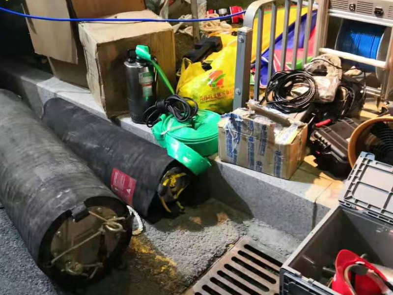 南宁专业疏通下水道堵打捞—手机、项链、戒指贵重物品
