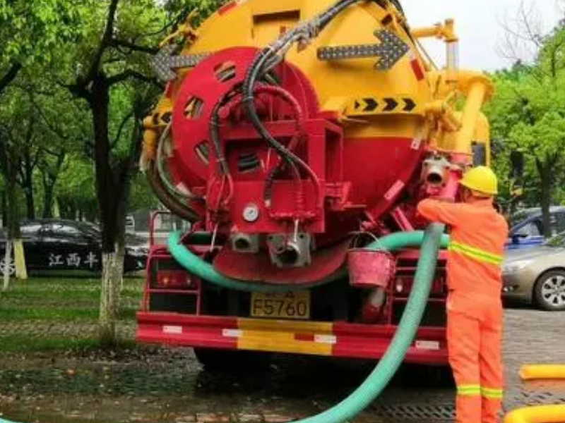 南宁10吨的抽粪车 高压清洗车 洒水车为你服务