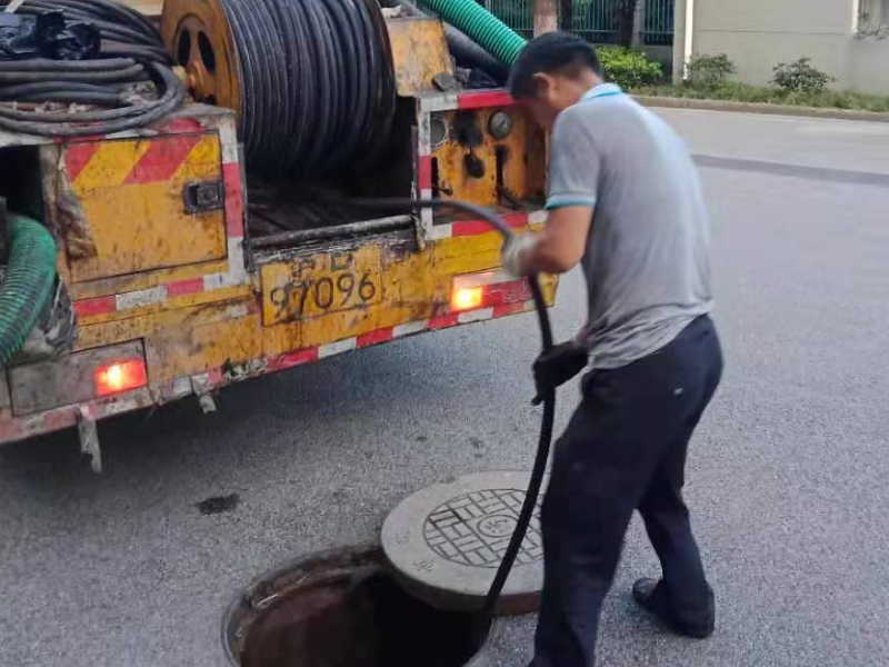 南宁疏通下水道、马桶，清理化粪池、洗菜池