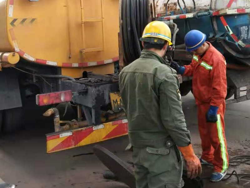 南宁24小时通马桶 通厕所 通下水管 隔油池吸污